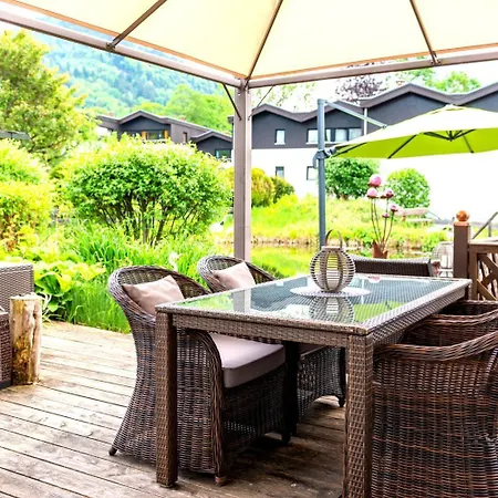 Hirschbergsuite - Mit Hotelfrühstück, Sauna, Fast Direkt Am