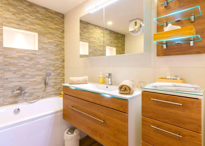 Apartamento Hirschbergsuite - Mit Hotelfrühstück, Sauna, Fast Direkt Am